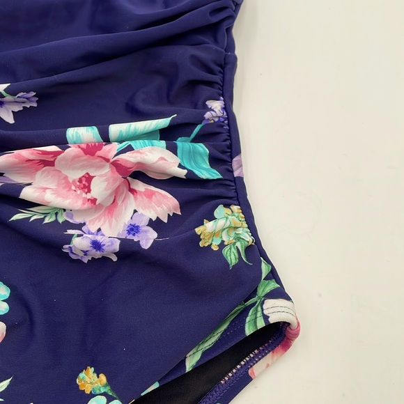 CUPSHE Blue Floral Plunge‎ Halter Tie Neck Tummy Control One-Piece Swimsuit - Picture 5 of 13